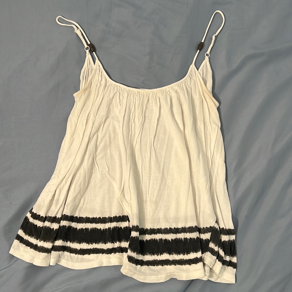 Flowy white tank top